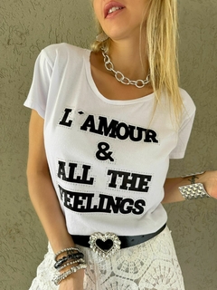 Imagen de REMERA FEELINGS