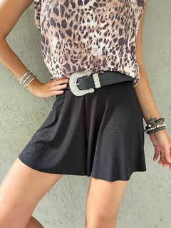 SHORT LEO en internet
