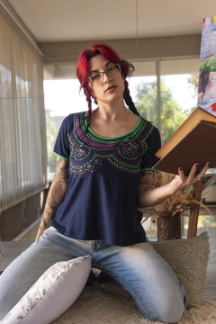 Remera MANDALAS Azul noche