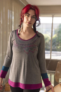 Remera Estambul Gris Grafito