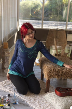 Remera Estambul Azul noche - comprar online