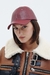 CHERRY LEATHER CAP en internet