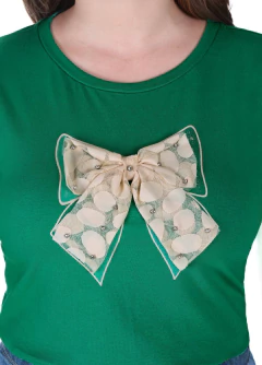 Blusa Carmela Laço Hapuk na internet