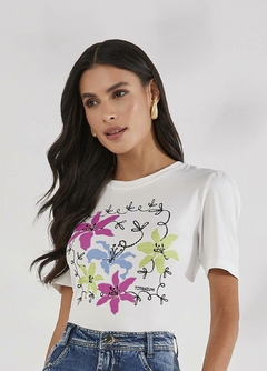 T-Shirt Estampa Localizada