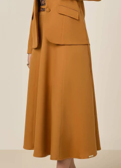 Saia de Alfaiataria Godê com Detalhes de Corrente na internet