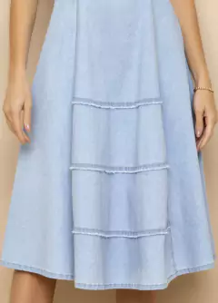 Vestido Godê Jeans Com Desfiados na internet