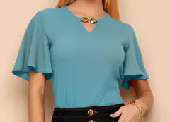 Blusa Crepe Azul Com Mangas Evasê - comprar online