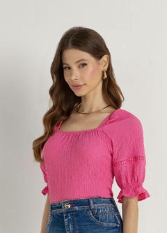 Blusa Plano com Aviamento