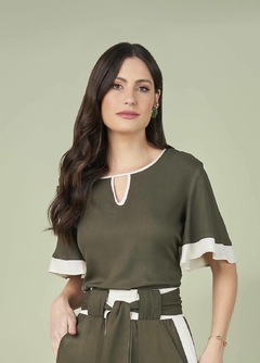 Blusa Viscose com Mix de Tecido