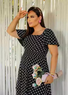 Vestido Mari na internet