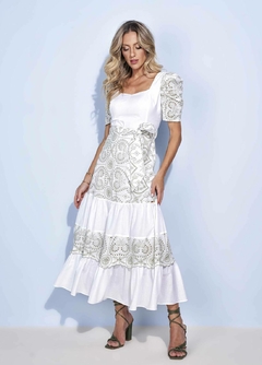 VESTIDO DE LEISE COM BABADOS