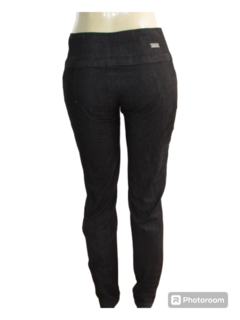 Calça Jeans Ly Feminina Aion Cós Médio - netpizante