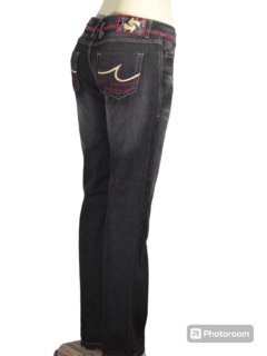 Calça Feminina Jeans Reta Cos Baixo Capri - comprar online