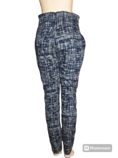 Imagem do Calça Jeans Feminina Moletom Luapole