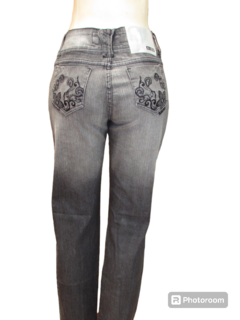 Calça Jeans Feminina Cig Ly Cós Médio - comprar online