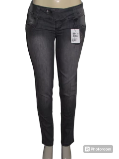 Calça Feminina Jeans Dyork Cigarret Street C/Elastano na internet