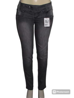 Calça Feminina Jeans Dyork Cigarret Street C/Elastano