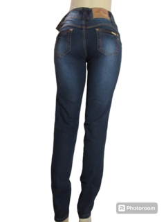 Calça Jeans Cigarrete Ly feminina Cós Medio Ethnos na internet