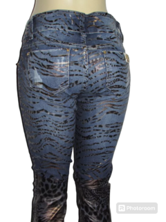 Calça Jeans Feminina Estampa Tigresa Cig Ly Cós Médio - loja online