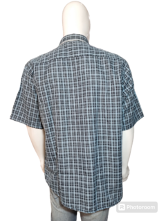 Camisa Vince Masculina Manga Curta Corte Tradicional na internet