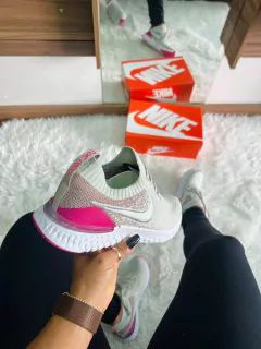 Tênis Feminino Epic Fly knit React Academia - netpizante