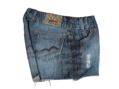 Short feminino Jeans Puído Barra Desfiada Boyfriend Luápole na internet