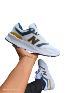 Tênis Modelo New B 997h 38 ao 43