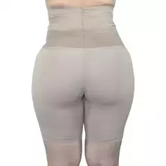 Shorts Modelador Aperta Barriga e Reduz Medida na internet