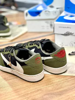 Tênis Modelo Air Jordan Low OG Travis Scott+ Um Cadarço - netpizante