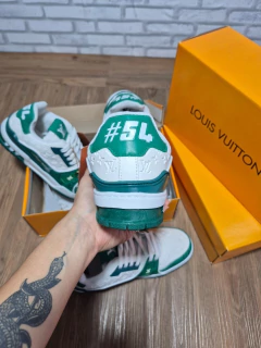 Tênis Moda Lv Trainer Light Sneaker do 38 ao 43 na internet