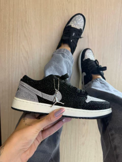 Tênis Modelo Jordan Low 23 Linha luxo Preto/cinza - loja online