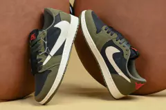 Tênis Modelo Air Jordan Low OG Travis Scott+ Um Cadarço - loja online