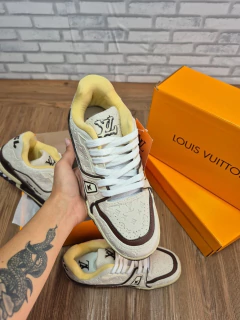Imagem do Tênis Moda Lv Trainer Light Sneaker 38 ao 43