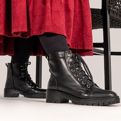 Bota Feminina Modelo Coturno Sola Treck Couro Legitimo Via C