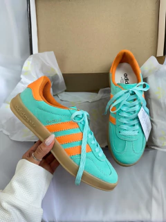 Tênis Moda Gazelle green orange