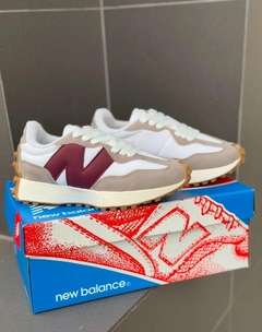 Tênis Modelo New Balance 327 Unissex 34 ao 39 Bordo - netpizante