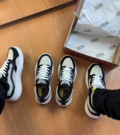 Imagem do Tênis Modelo Vans Ultrarange Neo Vans Oreo