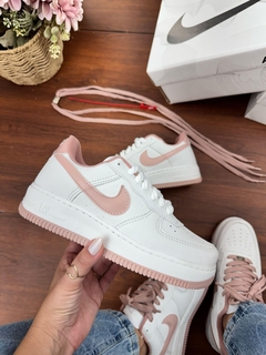 Tênis Feminino Modelo Nike Air force Logan-2 Cadarços - netpizante