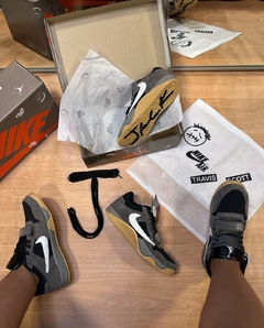 Bota Jordan Trevis Scott Jack 38 ao 43 - netpizante