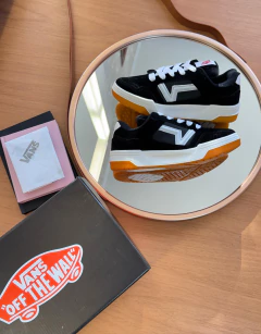Tênis modelo Vans Upland do 34 ao 39 Preto na internet