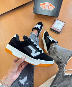 Tênis modelo Vans Upland do 34 ao 39 Preto