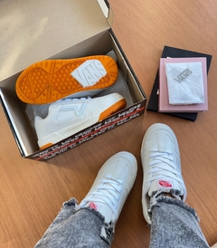 Tênis modelo Vans Upland do 34 ao 39 Branco na internet