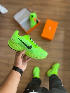 Tênis Modelo Air Zoom Refletivo 38 ao 43 Verde