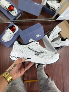 Tênis Modelo Wave Nirvana 9 Branco Prata 38 ao 43 Premium