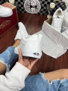 Tênis Modelo Vans Knu Branco Unissex 34 ao 39 - loja online