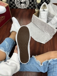 Tênis Modelo Vans Knu Branco Unissex 34 ao 39 na internet