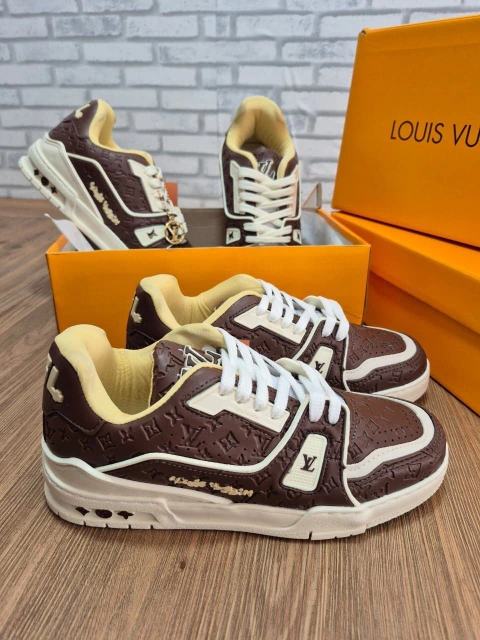 Tênis Moda Lv Trainer Light Sneaker Marrom do 38 ao 43