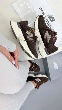 Tênis Moda New balance 9060 Camurça Sintética Disponível 34 ao 39