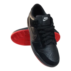 Imagem do Tênis Couro Sb Dunk Low Preto Vermelho