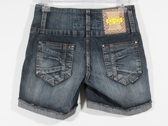 Short Aion Jeans Feminino Meia Coxa Barra Desfiada - comprar online